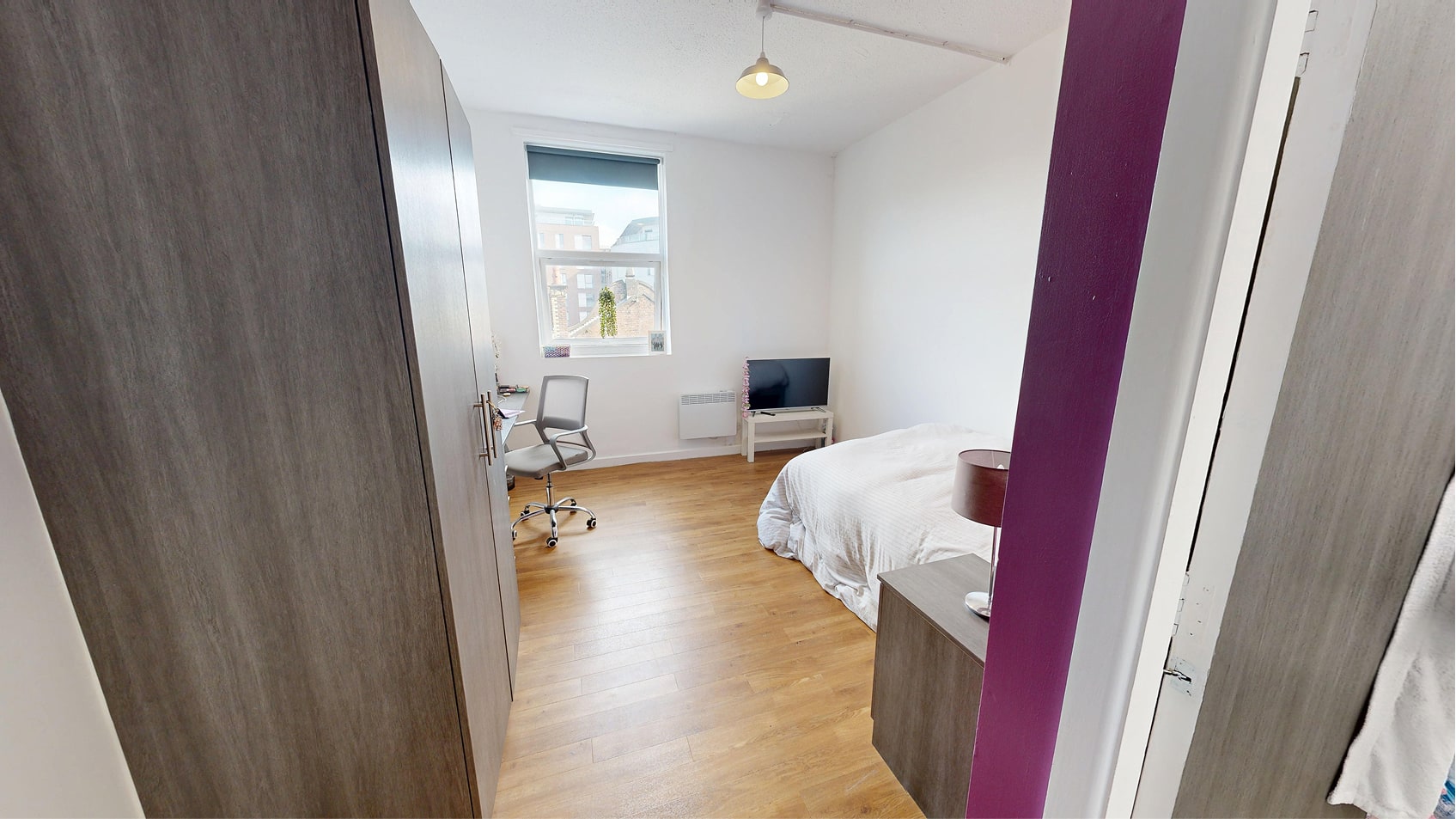 Silver Ensuite – Haigh Court