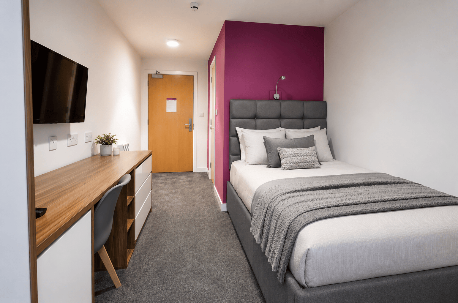 Bronze Ensuite – Unity Square