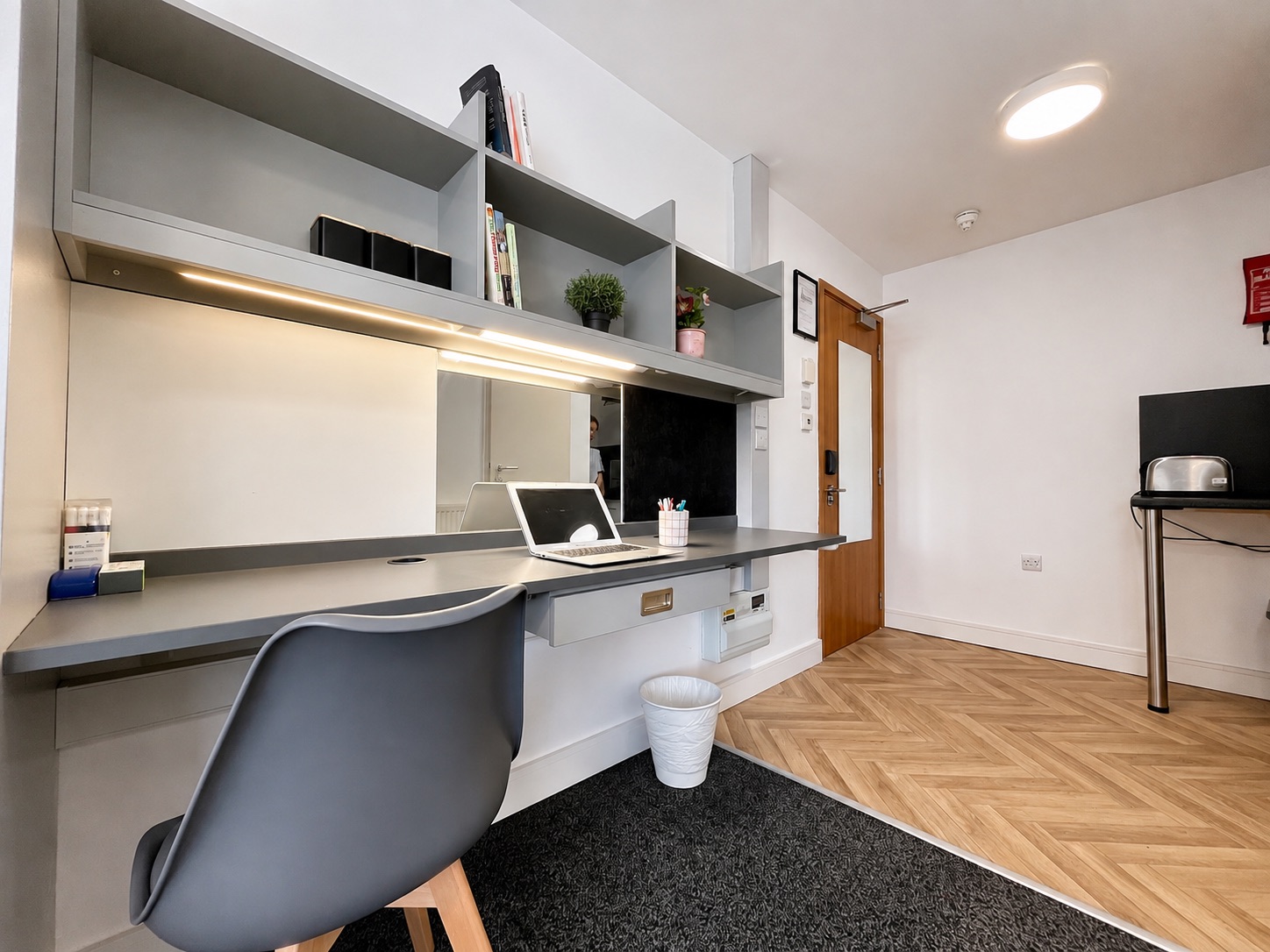 Deluxe King Plus Studio – Clarendon St