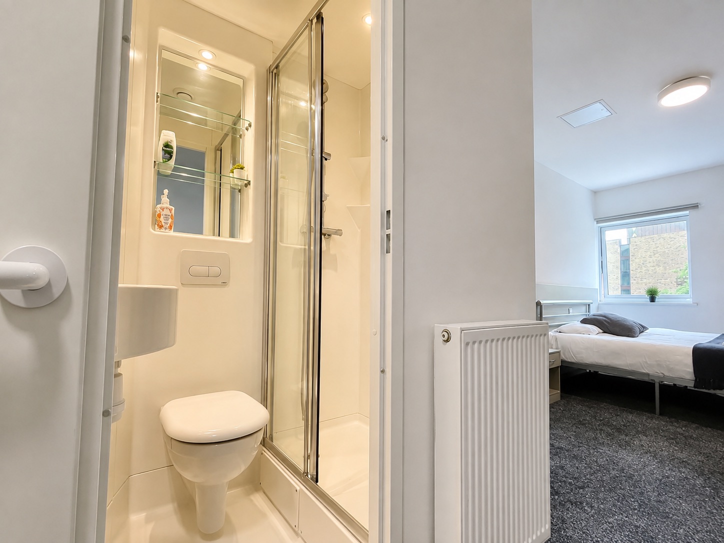 Superior King Studio – Clarendon St