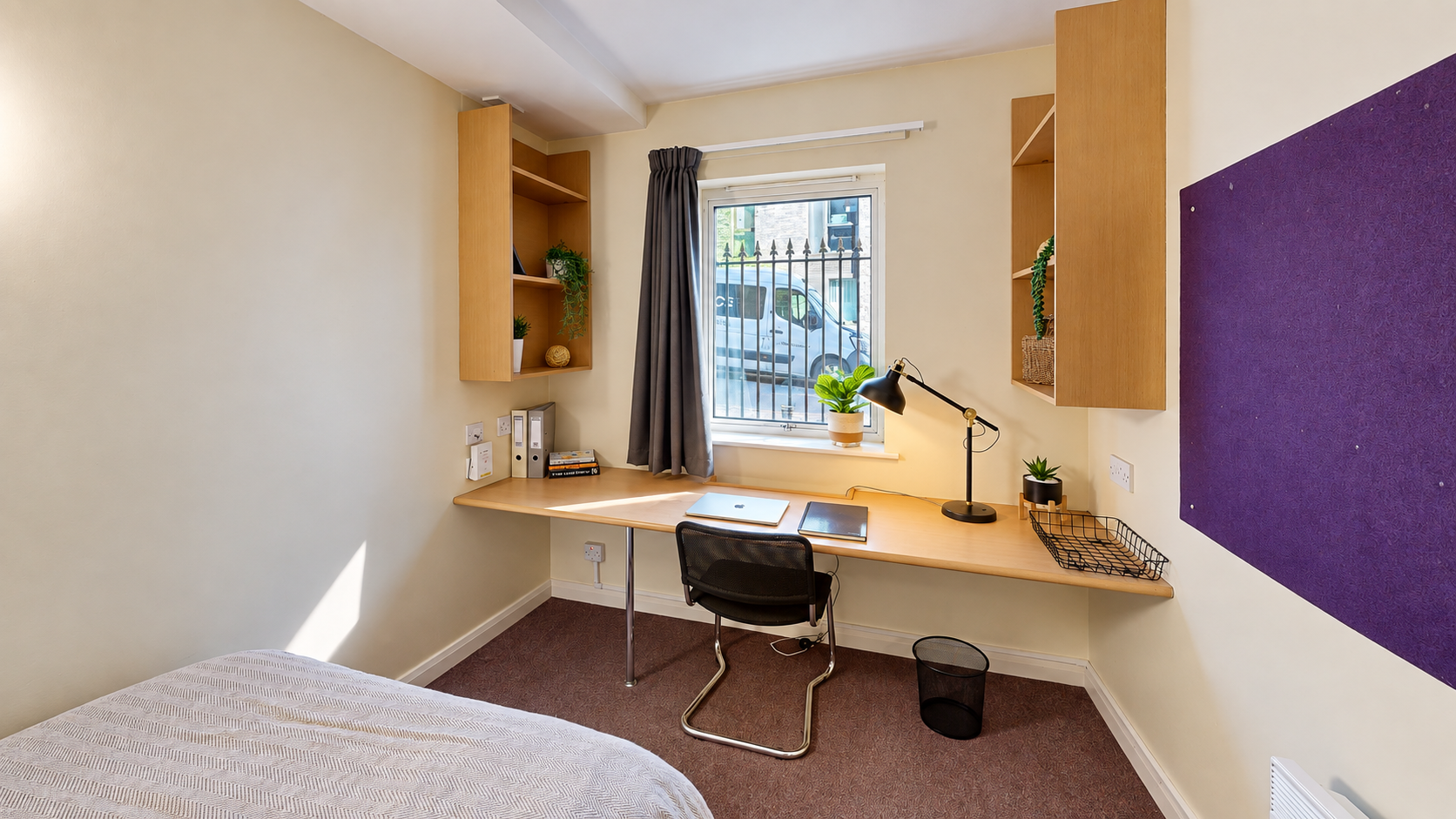 Three Bed Flat – Large Standard Double – Westhill Hall