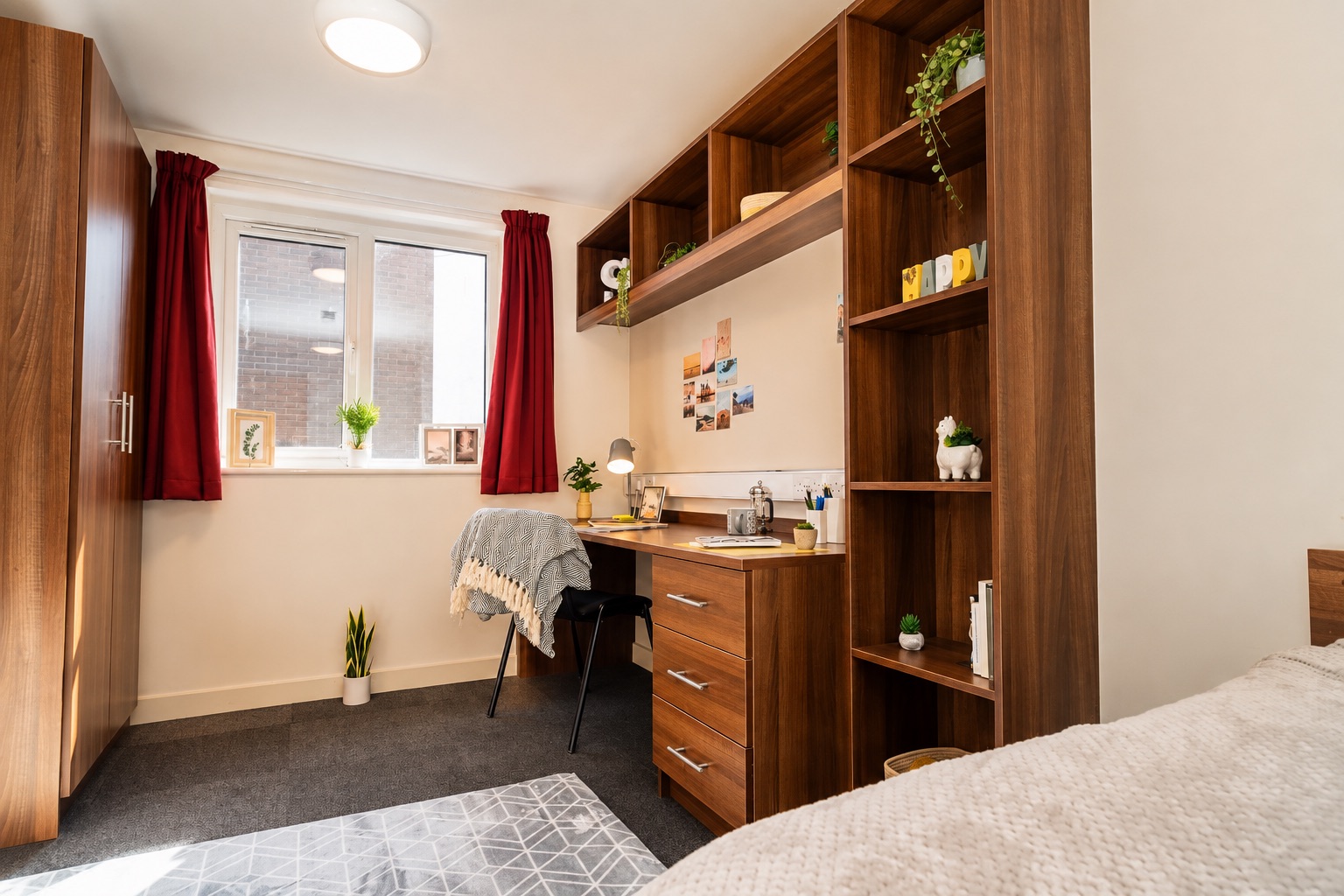 Double Ensuite – Walker Street